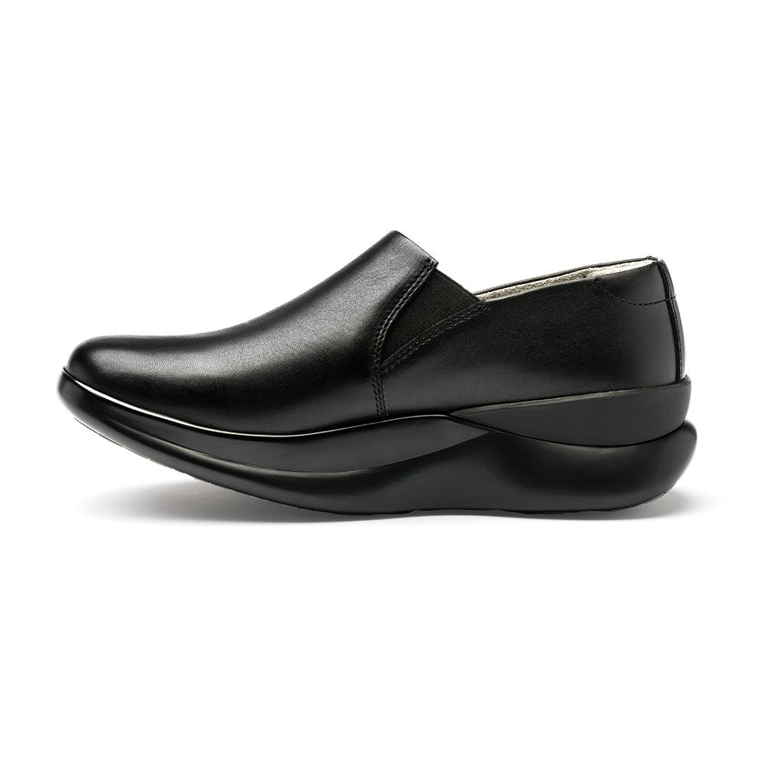 21000427_1 Black Loafers pair_hi-res_SQ