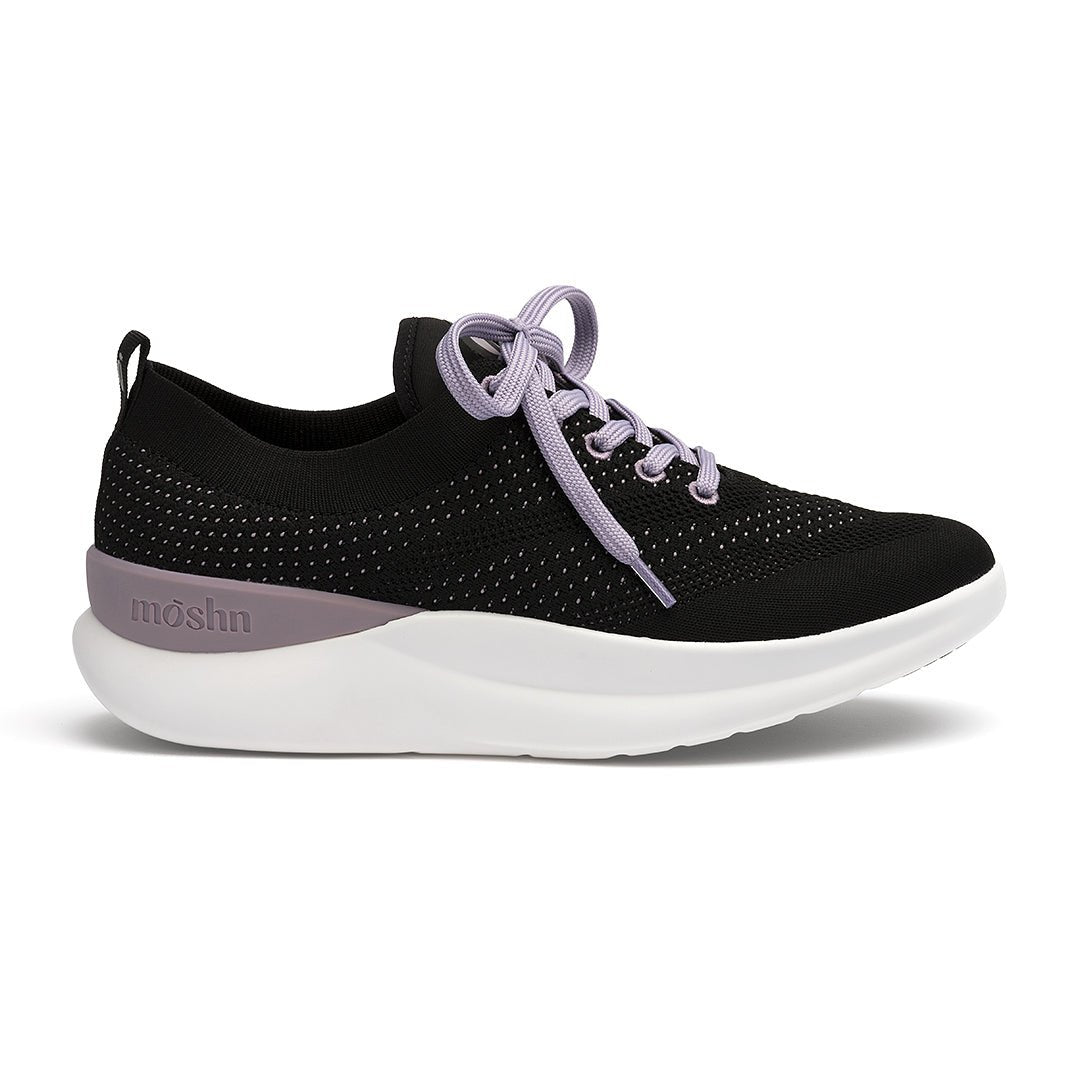 Leap shoe outside view, featuring a stylish wingtip design, slip-resistant PURGrip¨ outsole, and water-resistant SmartKnit¨ upper.