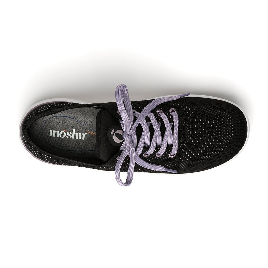 Leap shoeÕs stylish wingtip design with a breathable, stain-resistant SmartKnit¨ upper and cushioned TRUComfort¨ insole.