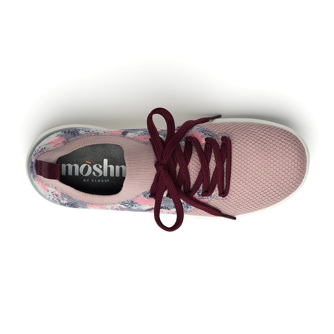 Pulse sneaker top-down view, showing the breathable SmartKnit¨ upper and cushioned TRUComfort¨ insole for all-day comfort.