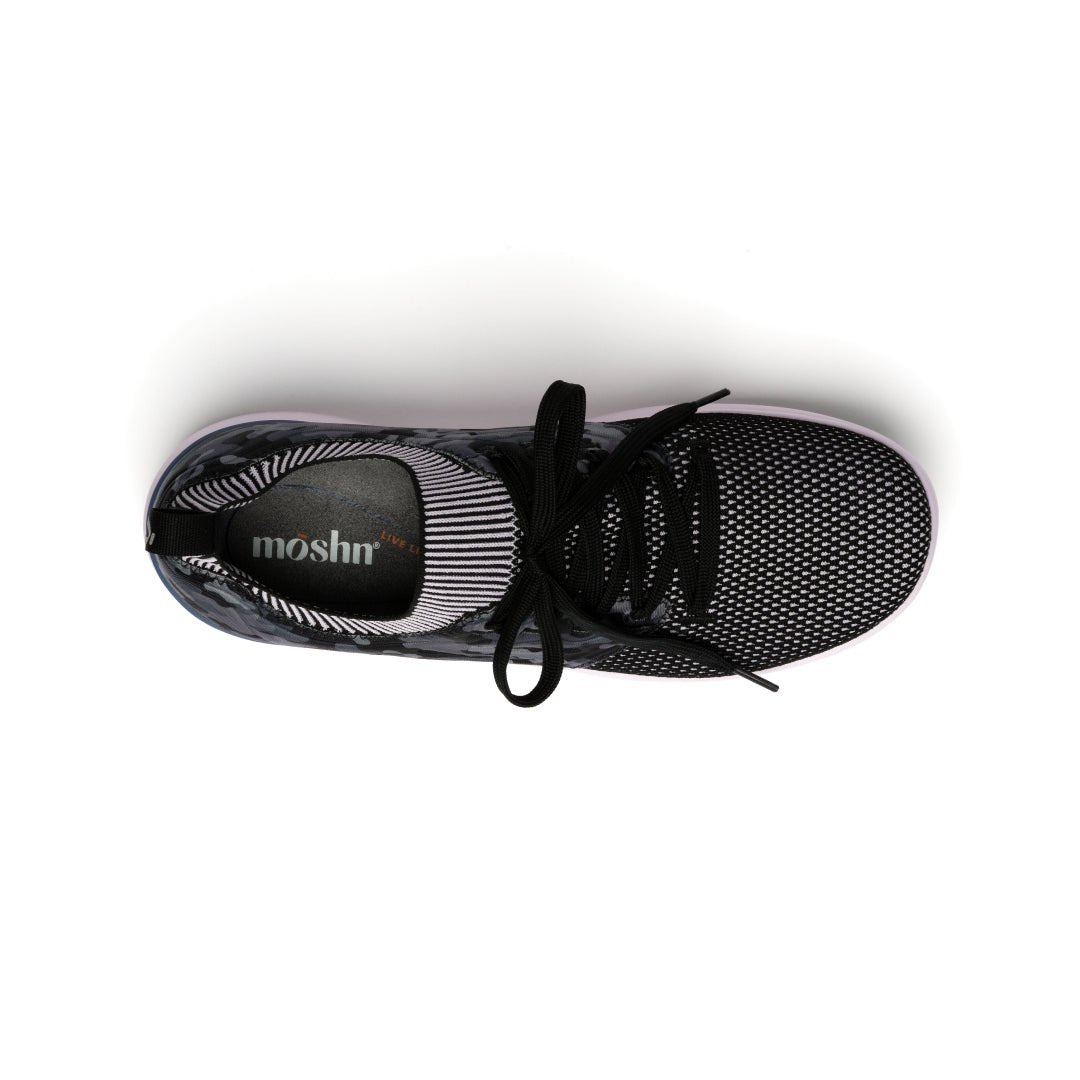 Pulse sneaker top-down view, showing the breathable SmartKnit¨ upper and cushioned TRUComfort¨ insole for all-day comfort.