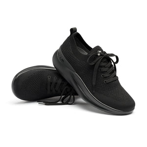 Leap wingtip shoe with a sleek design, featuring a SmartKnit¨ water-resistant upper and Dynamic Motion Technology¨ for stability and propulsion.