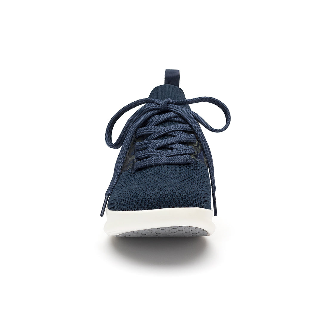 Pulse sneaker toe close-up, showing its smooth, modern design with an enhanced toe spring for natural movement and flexibility.