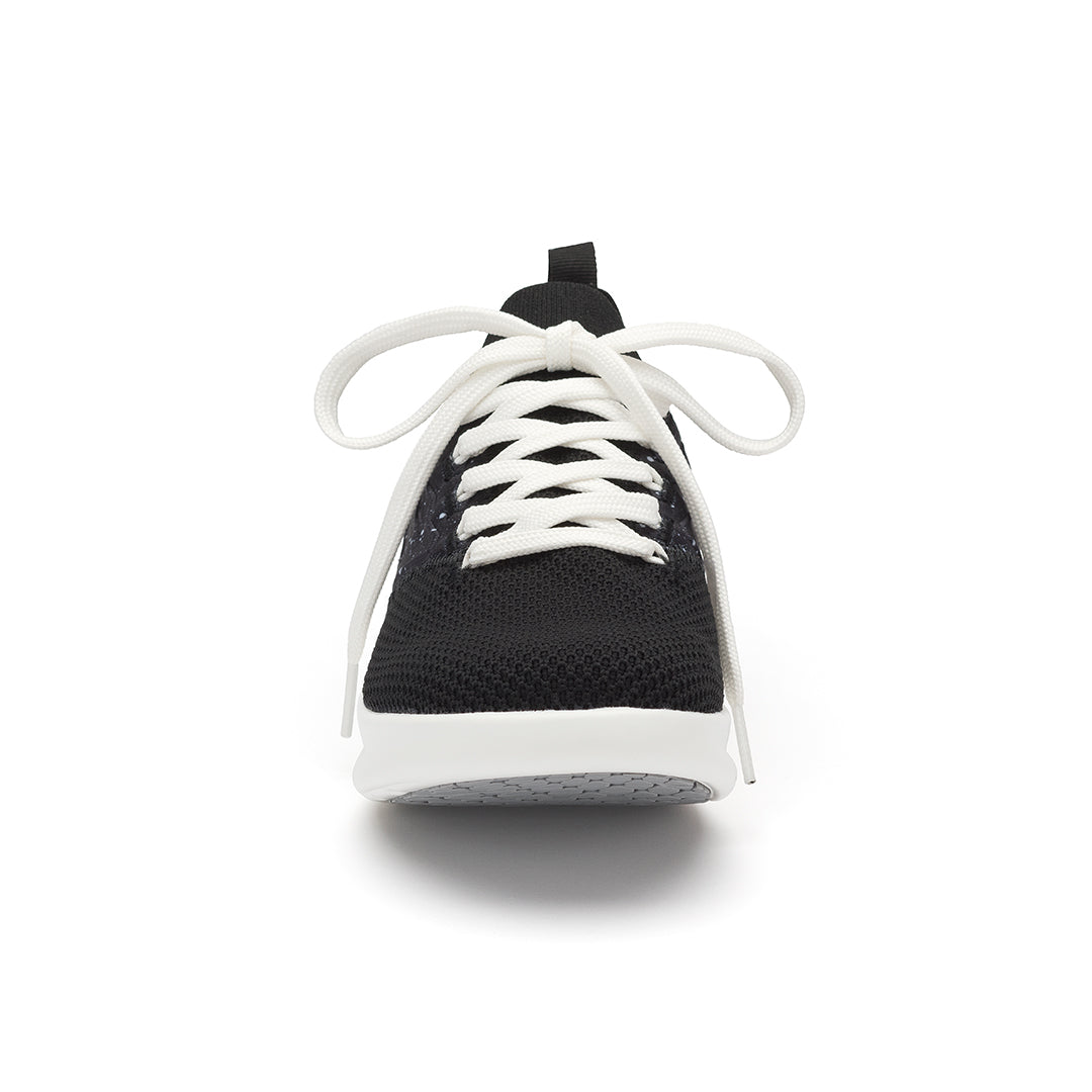 Pulse sneaker toe close-up, showing its smooth, modern design with an enhanced toe spring for natural movement and flexibility.